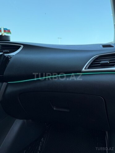 Nissan Sentra 2019, 180,000 km - 1.8 l - Bakı