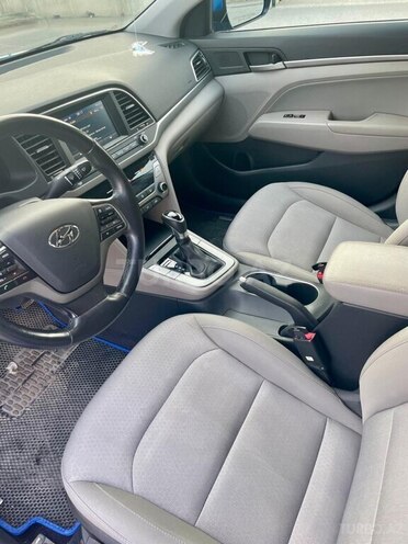 Hyundai Elantra 2016, 70,000 km - 2.0 l - Bakı