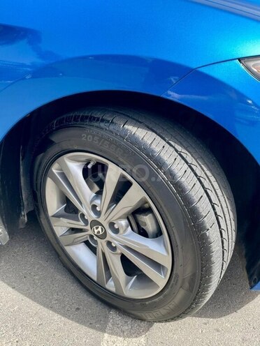 Hyundai Elantra 2016, 70,000 km - 2.0 l - Bakı