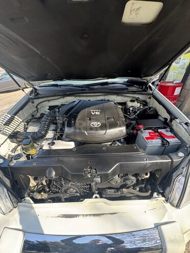 Toyota Land Cruiser Prado 2008, 290,000 km - 4.0 л - Bakı