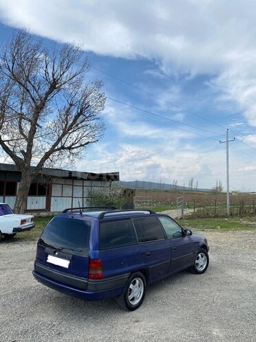 Opel Astra 1996, 489,891 km - 1.6 l - Şabran