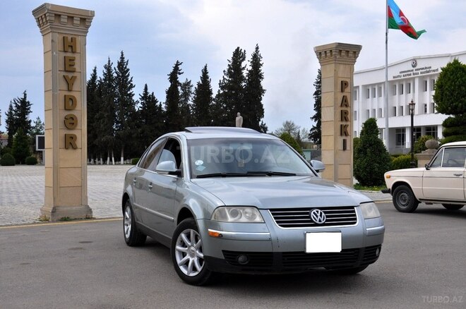 Volkswagen Passat 2004, 435,000 km - 1.8 л - Saatlı