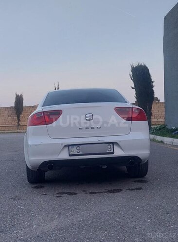 SEAT Exeo 2011, 240,000 km - 2.0 l - Bakı