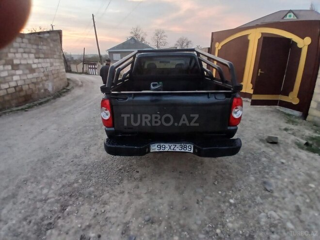 Mitsubishi L200 1993, 256,459 km - 2.5 л - Qusar