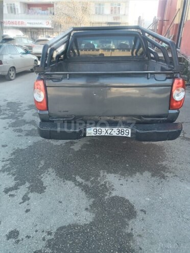 Mitsubishi L200 1993, 256,459 km - 2.5 л - Qusar