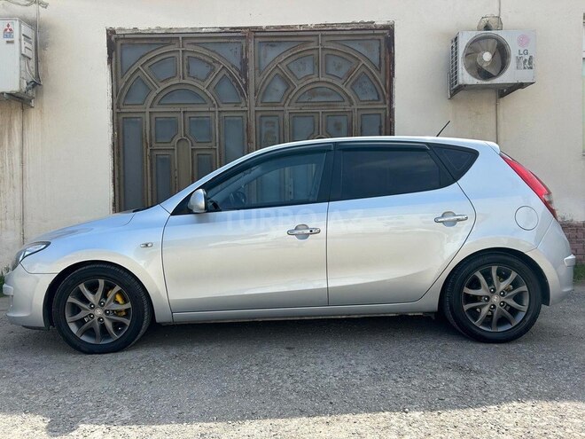 Hyundai i30 2008, 258,000 km - 1.6 л - Sumqayıt