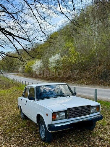 LADA (VAZ) 2107 2007, 95,000 km - 1.6 л - Quba