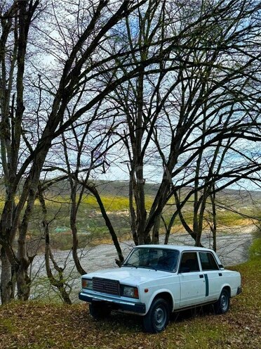 LADA (VAZ) 2107 2007, 95,000 km - 1.6 л - Quba