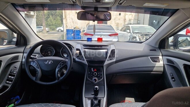 Hyundai Elantra 2014, 215,089 km - 1.8 л - Bakı