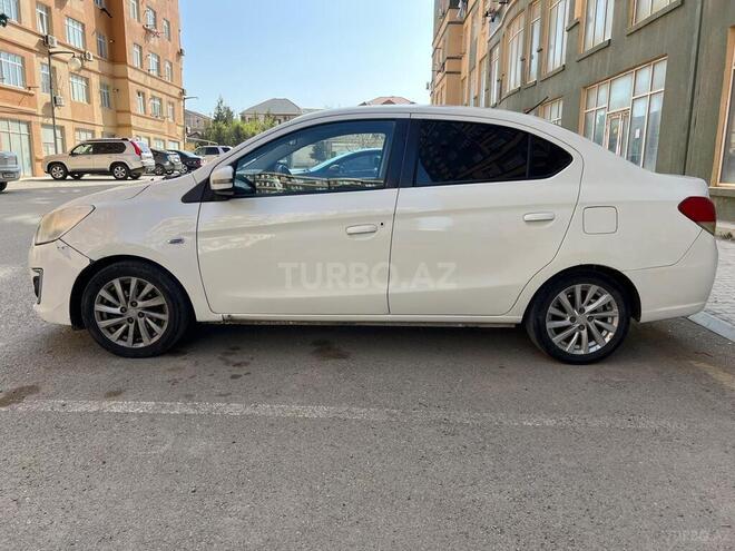 Mitsubishi Attrage 2014, 300,000 km - 1.2 л - Bakı