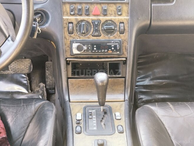 Mercedes E 230 1995, 370,000 km - 2.3 l - Bakı