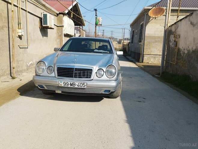 Mercedes E 230 1995, 370,000 km - 2.3 l - Bakı