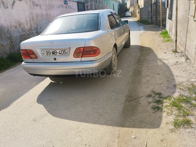 Mercedes E 230 1995, 370,000 km - 2.3 l - Bakı