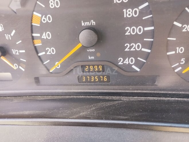 Mercedes E 230 1995, 370,000 km - 2.3 l - Bakı