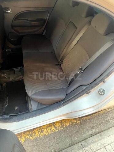 Mitsubishi Attrage 2014, 300,000 km - 1.2 л - Bakı
