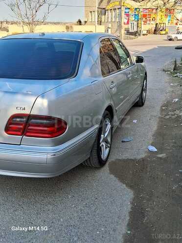 Mercedes E 270 2001, 350,000 km - 2.7 l - Bakı