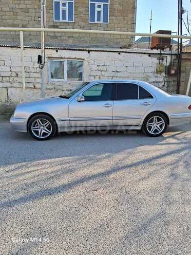 Mercedes E 270 2001, 350,000 km - 2.7 l - Bakı