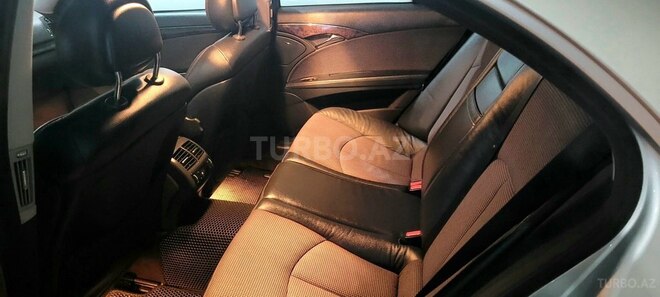 Mercedes E 240 2002, 181,000 km - 2.6 l - Bakı