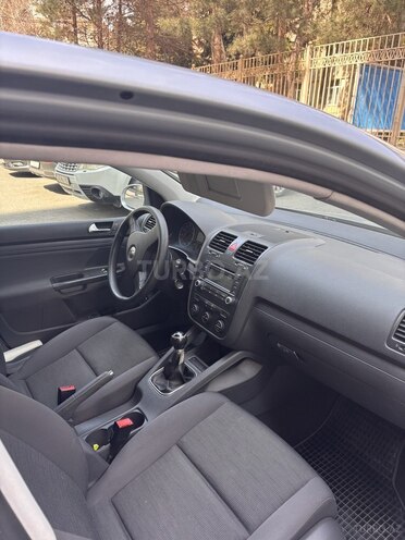 Volkswagen Golf 2005, 225,165 km - 1.4 l - Bakı