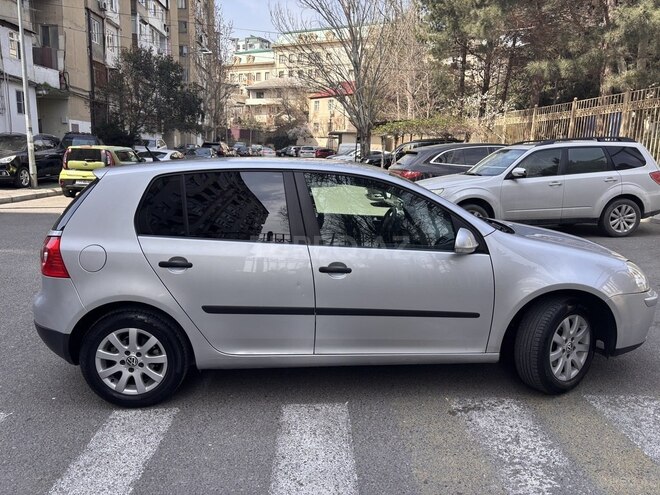 Volkswagen Golf 2005, 225,165 km - 1.4 l - Bakı