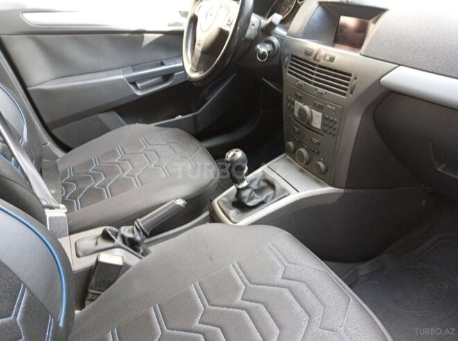 Opel Astra 2006, 321,300 km - 1.3 l - Gəncə