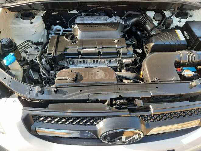 Kia Sportage 2009, 182,000 km - 2.0 l - Bakı