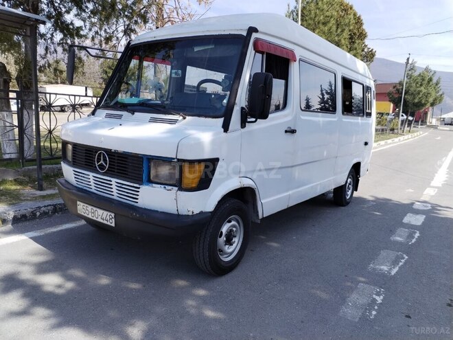 Mercedes 208 D 1994, 100,000 km - 2.3 л - Bakı