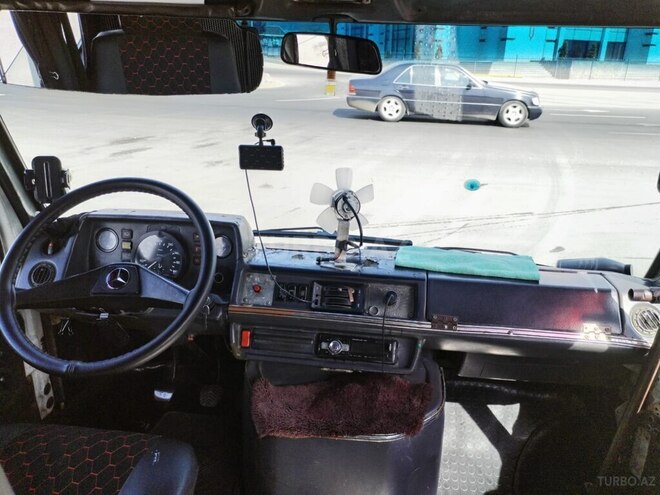 Mercedes 208 D 1994, 100,000 km - 2.3 л - Bakı