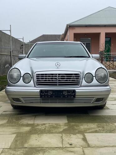 Mercedes E 240 1999, 348,000 km - 2.4 l - Bakı