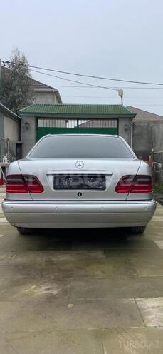 Mercedes E 240 1999, 348,000 km - 2.4 l - Bakı