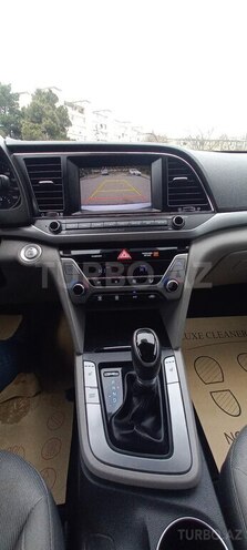 Hyundai Elantra 2016, 98,150 km - 2.0 l - Bakı