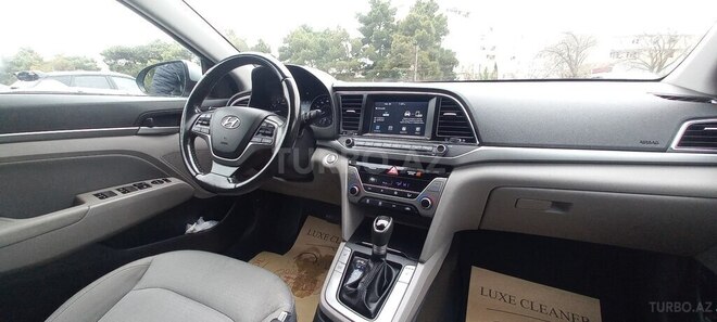 Hyundai Elantra 2016, 98,150 km - 2.0 l - Bakı