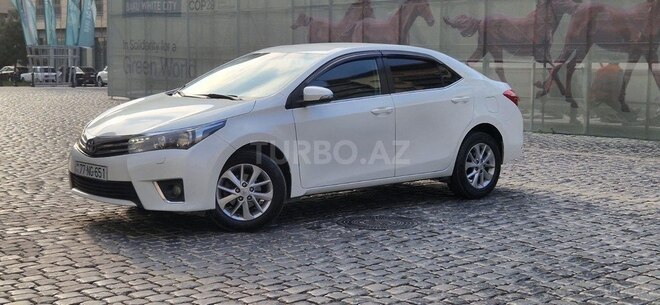 Toyota Corolla 2015, 196,000 km - 1.6 l - Bakı