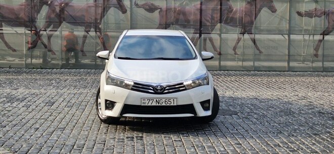 Toyota Corolla 2015, 196,000 km - 1.6 l - Bakı