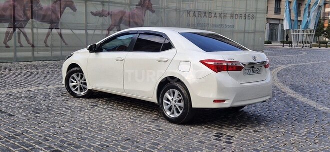Toyota Corolla 2015, 196,000 km - 1.6 l - Bakı