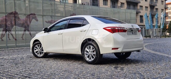 Toyota Corolla 2015, 196,000 km - 1.6 l - Bakı
