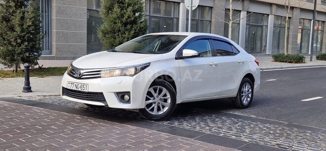 Toyota Corolla 2015, 196,000 km - 1.6 l - Bakı