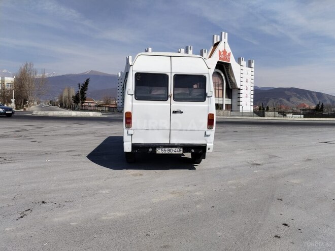 Mercedes 208 D 1994, 100,000 km - 2.3 л - Bakı