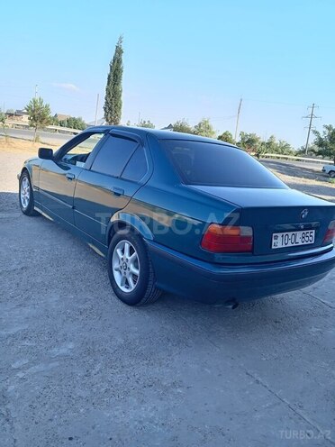 BMW 320 1993, 440,000 km - 2.0 l - Şirvan