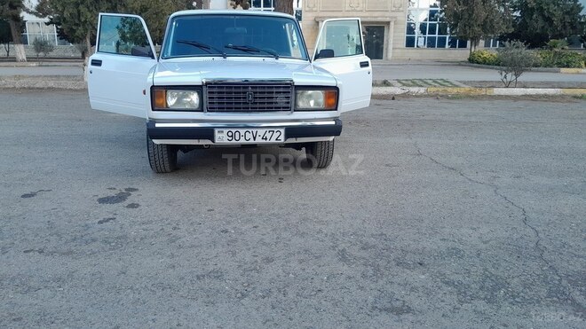 LADA (VAZ) 2107 2008, 91,061 km - 1.6 l - Salyan