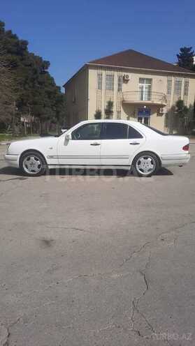 Mercedes E 240 1998, 314,000 km - 2.4 l - Bakı