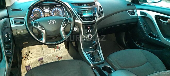 Hyundai Elantra 2015, 102,000 km - 1.8 l - Bakı