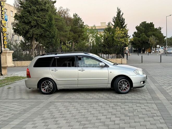 Toyota Corolla 2004, 332,000 km - 1.4 l - Ağcabədi