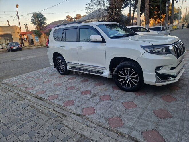 Toyota Land Cruiser Prado 2010, 270,000 km - 2.7 л - Ağstafa