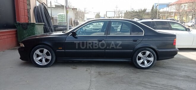 BMW 523 1997, 400,000 km - 2.5 л - Quba