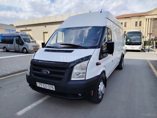 Ford Transit 2013, 505,000 km - 2.2 л - Quba