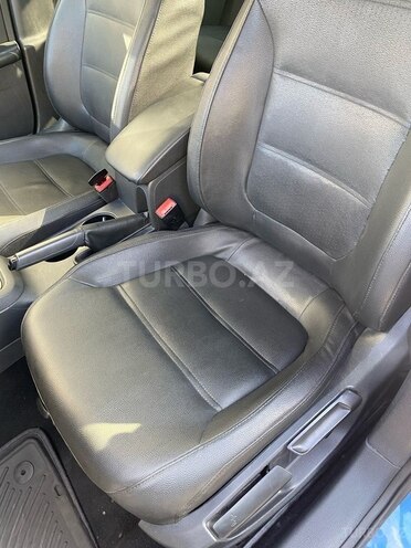 Volkswagen Jetta 2016, 200,000 km - 1.4 l - Bakı