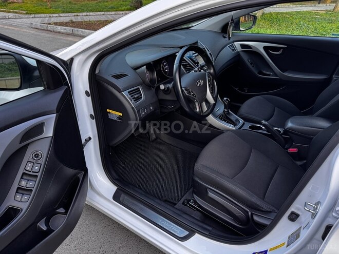 Hyundai Elantra 2016, 95,000 km - 1.8 l - Bakı