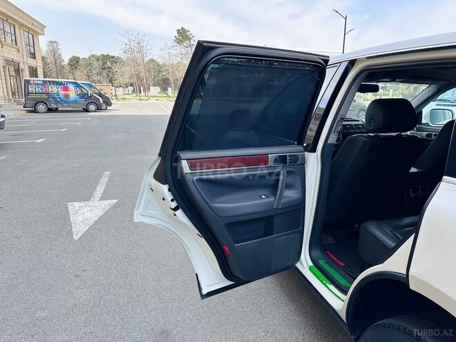 Volkswagen Touareg 2004, 216,000 km - 3.2 l - Sumqayıt