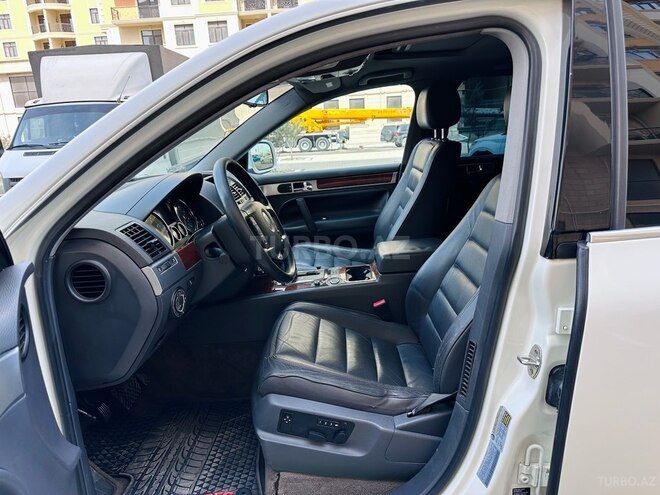 Volkswagen Touareg 2004, 216,000 km - 3.2 l - Sumqayıt